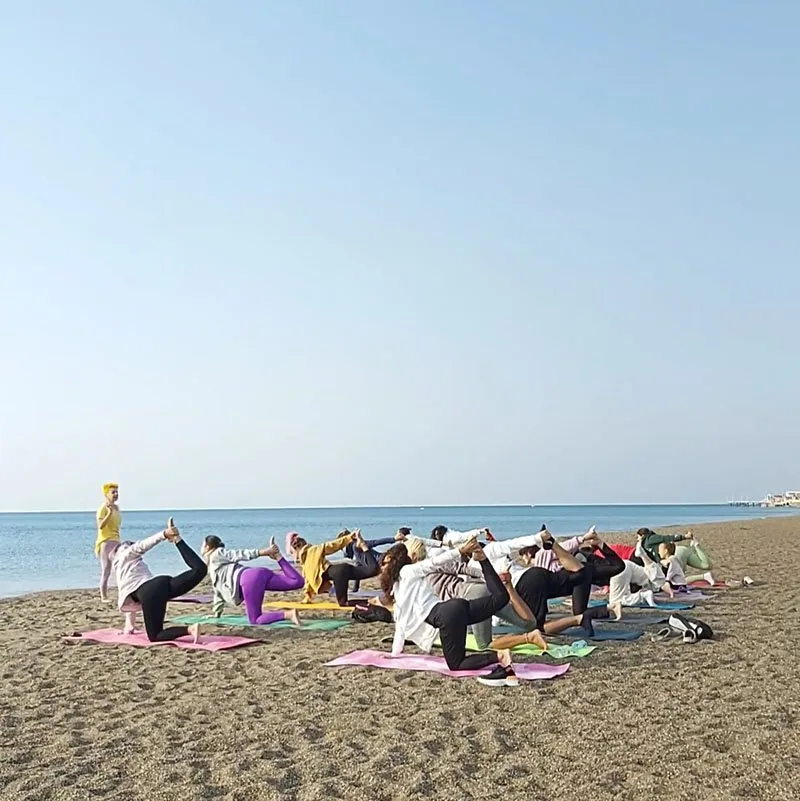 Sahilde Yoga Etkinliği — görsel 5